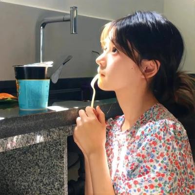 吓死油土伯